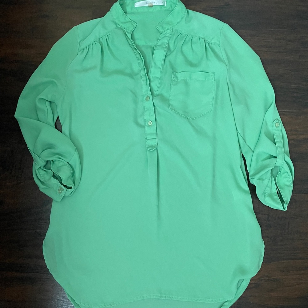 Fun 2 Fun Mint Green Blouse Sz Medium Shirt